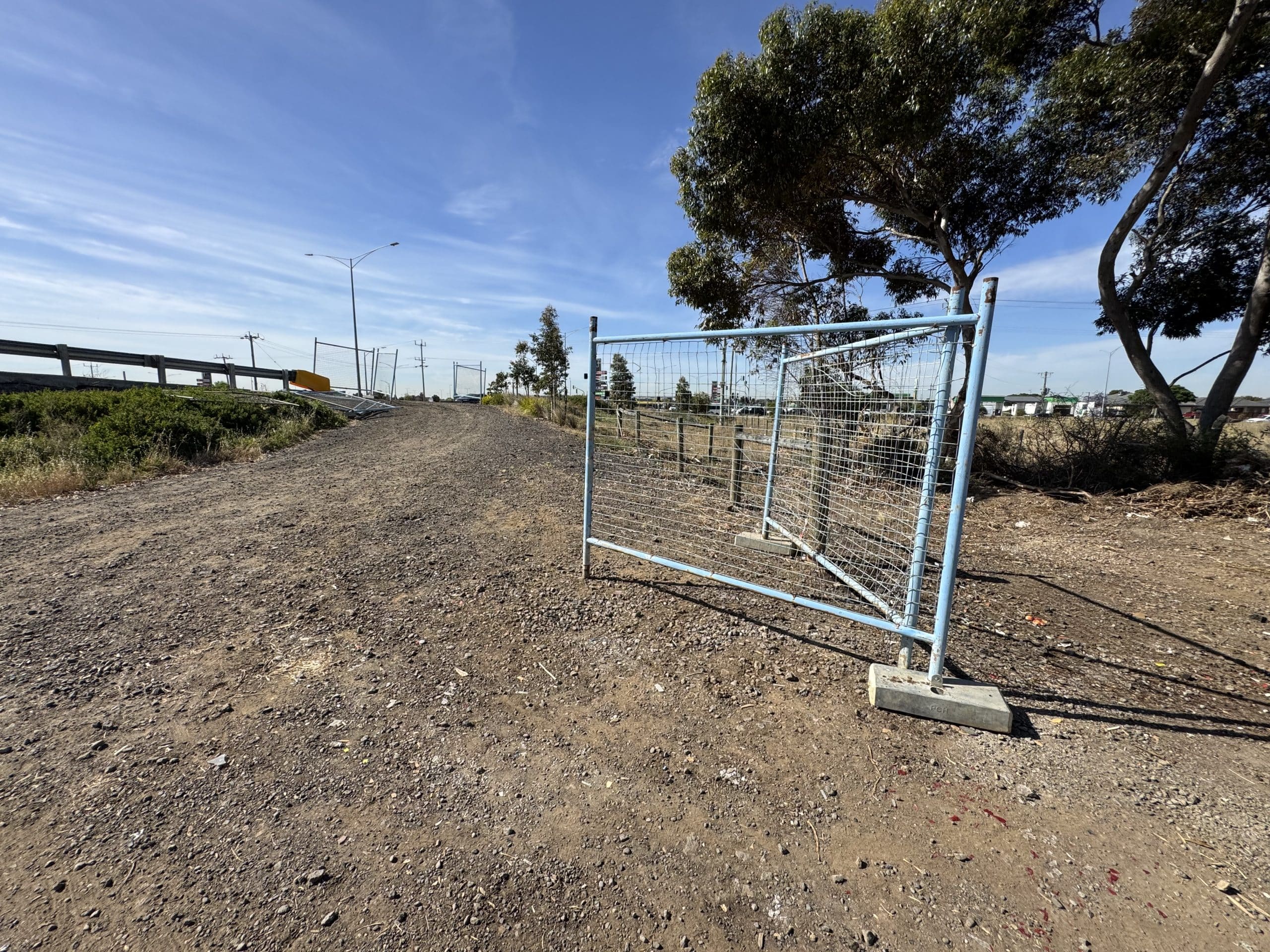 Derrimut Road Block Clearance_Dirt Road Cleared