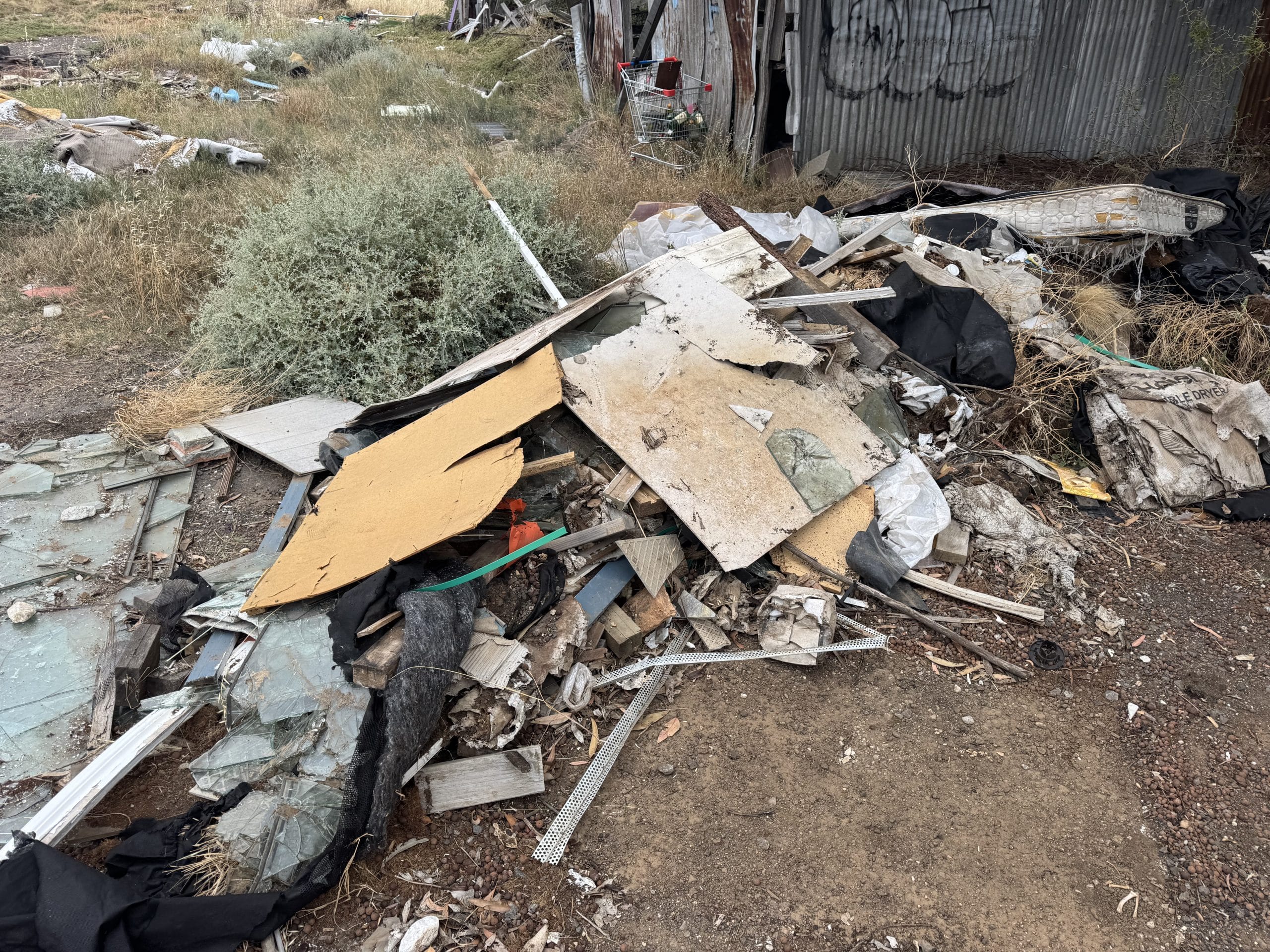 Derrimut Road Block Clearance_Mixed Waste